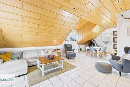 OBEN IST ES AM SCHÖNSTEN! GEPFLEGTE WOHNUNG MIT GÄSTE-WC! 3 zimmer