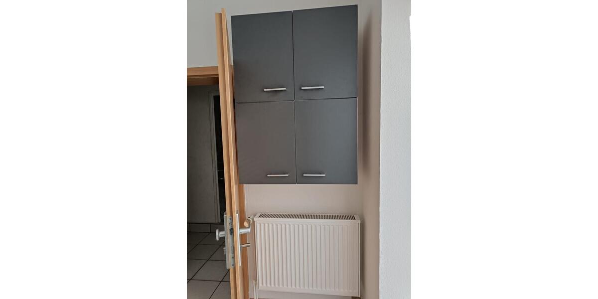 Dachgeschoßwohnung Hambühren - 1 Zimmer, 30 m&sup2;, 350&euro; | Angebot:25483264