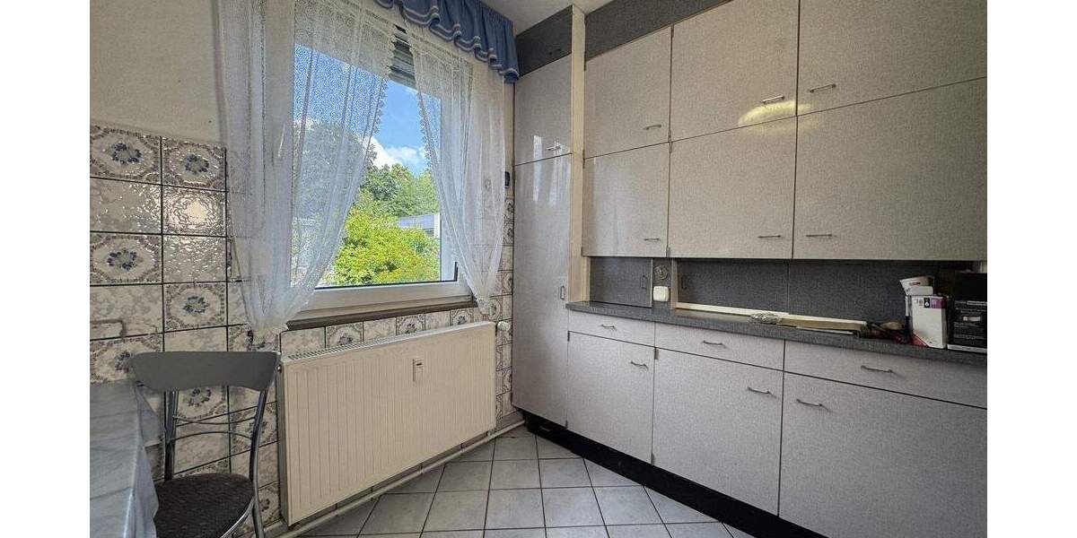 Reihenendhaus Kassel Kirchditmold - 8 Zimmer, 155 m&sup2;, 348.000&euro; | Angebot:24032553