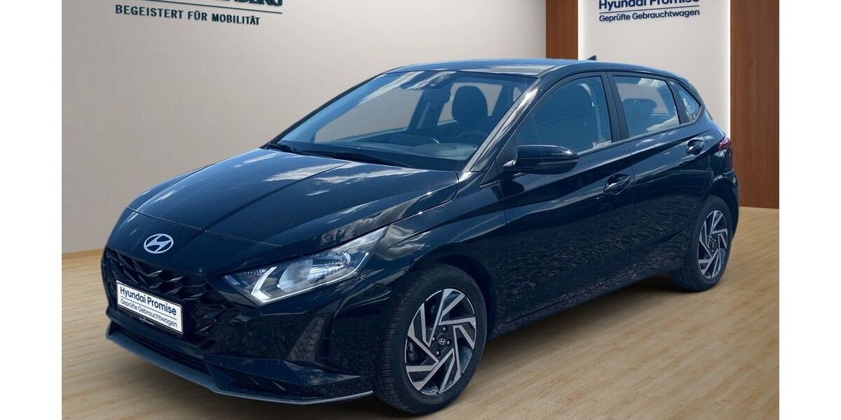 Hyundai i20 17.626 km 20.799 &euro; Landau 76829
