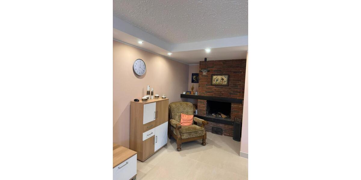 Einfamilienhaus Lebach - 9 Zimmer, 335 m&sup2;, 349.900&euro; | Angebot:27010142