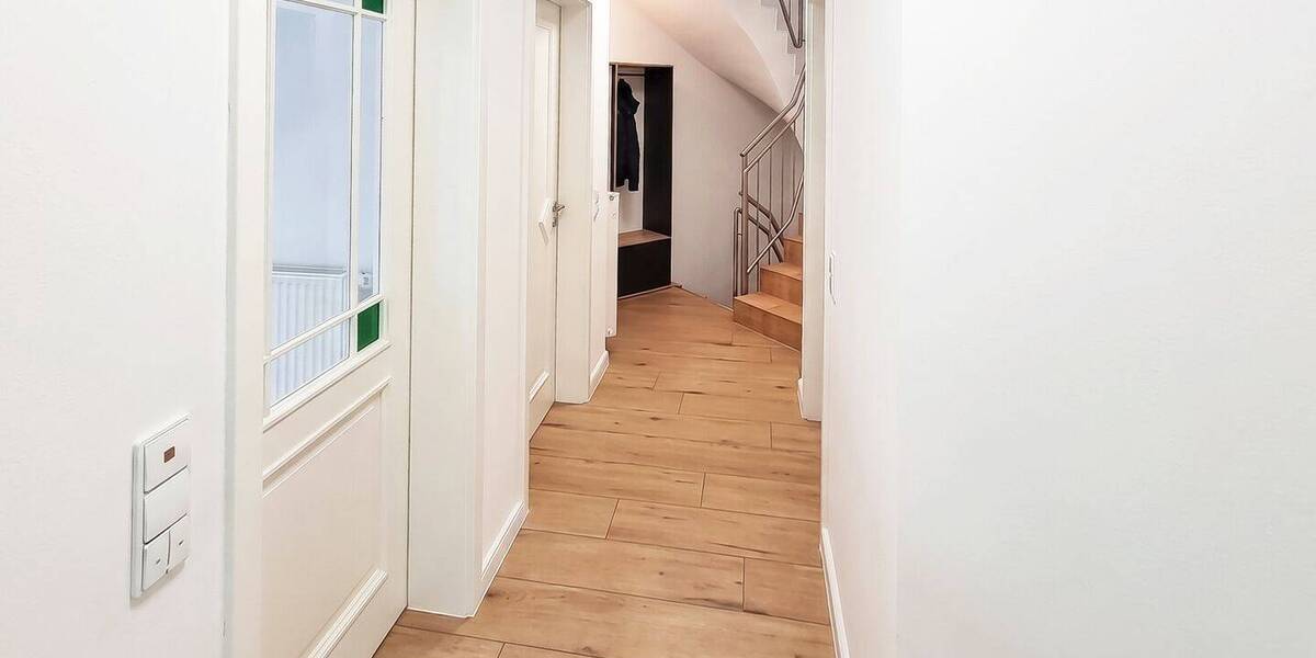 Einfamilienhaus Rheda-Wiedenbrück Wiedenbrück - 8 Zimmer, 210 m&sup2;, 665.000&euro; | Angebot:26796312