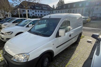 Opel Combo 77.000 km 5.499 &euro; Freiburg im Breisgau 79104