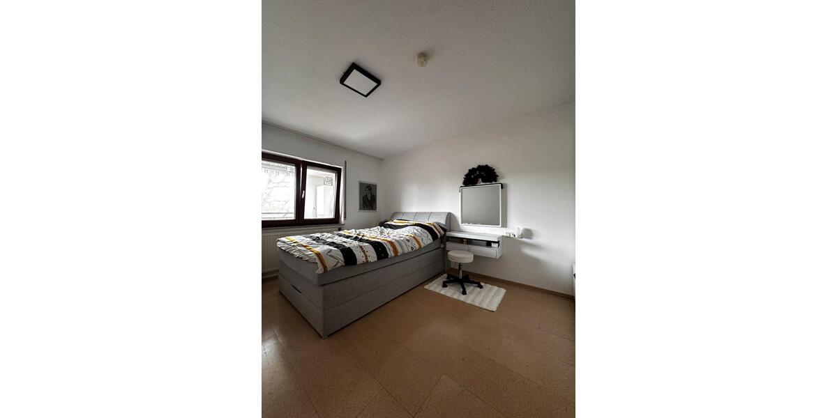 Erdgeschoßwohnung Remseck am Neckar - 3 Zimmer, 67 m&sup2;, 289.000&euro; | Angebot:25942102