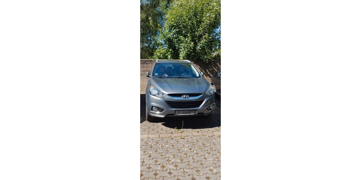 Hyundai TUCSON 152.736 km 11.999 &euro; Warburg 34414