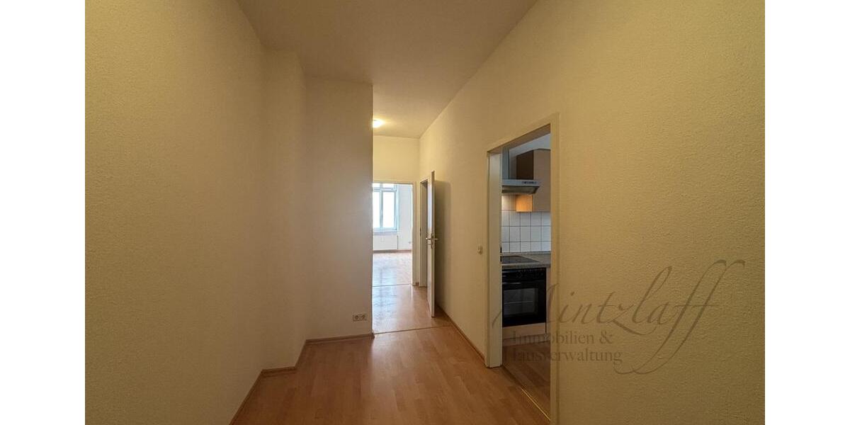 Etagenwohnung Stendal - 2 Zimmer, 82 m&sup2;, 574&euro; | Angebot:26386074