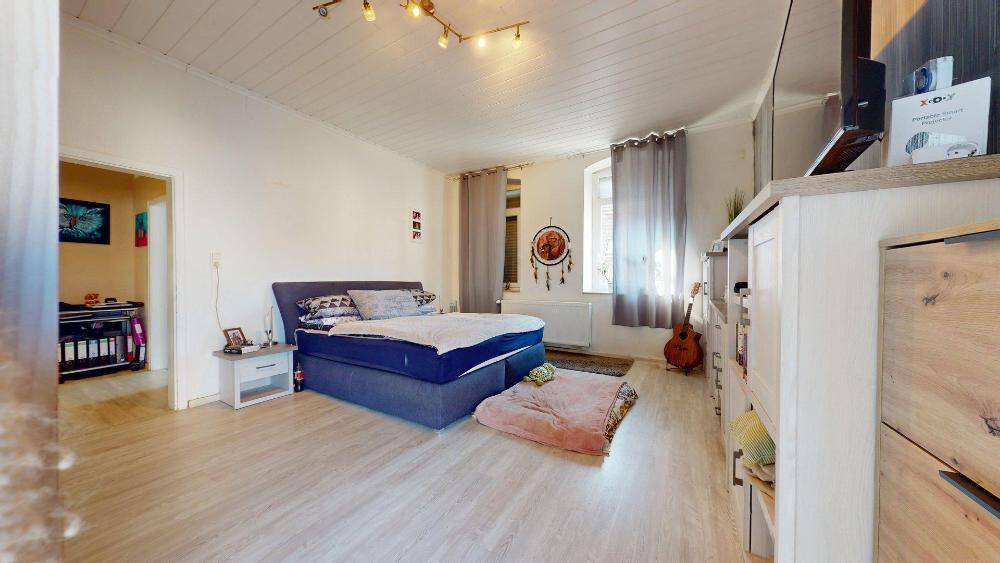 Mehrfamilienhaus, Wohnhaus Lemberg - 9 Zimmer, 320 m&sup2;, 259.000&euro; | Angebot:26346382