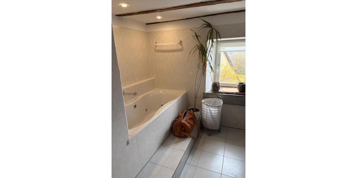 Bauernhaus, Landhaus Oberndorf am Neckar - 7 Zimmer, 160 m&sup2;, 285.000&euro; | Angebot:26213767