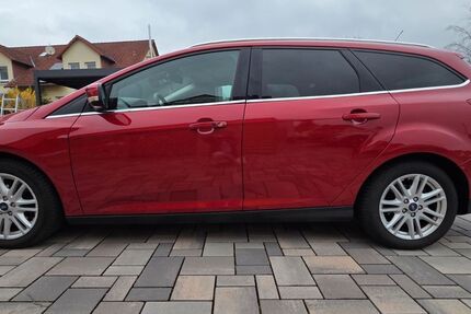 Ford Focus 125.500 km 4.899 &euro; Schauenburg 34270