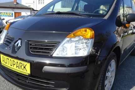 Renault Modus 81.300 km 2.700 € Heidenau 01809