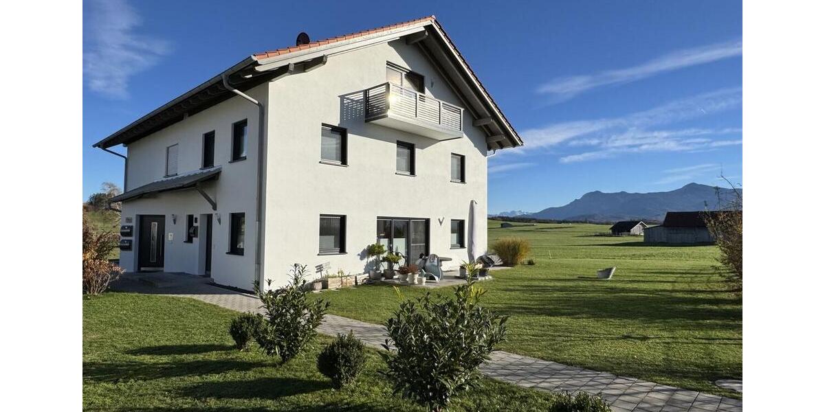 Diesen Ausblick schon beim Aufwachen genießen Großzügige Doppelhaushälfte in Aidling 4 zimmer