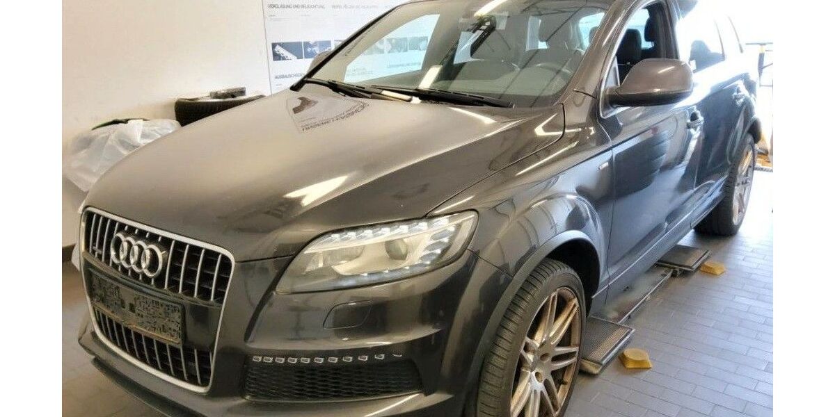 Audi Q7 253.369 km 9.999 &euro; Waldeck 34513