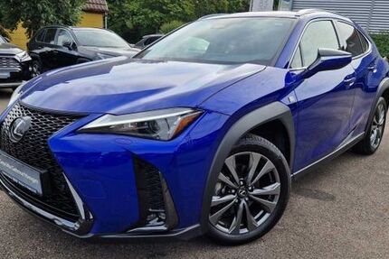 Lexus UX 13.814 km 34.990 &euro; Nürtingen 72622