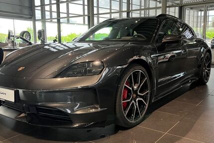 Porsche Taycan 8.900 km 129.800 &euro; Bielefeld 33719