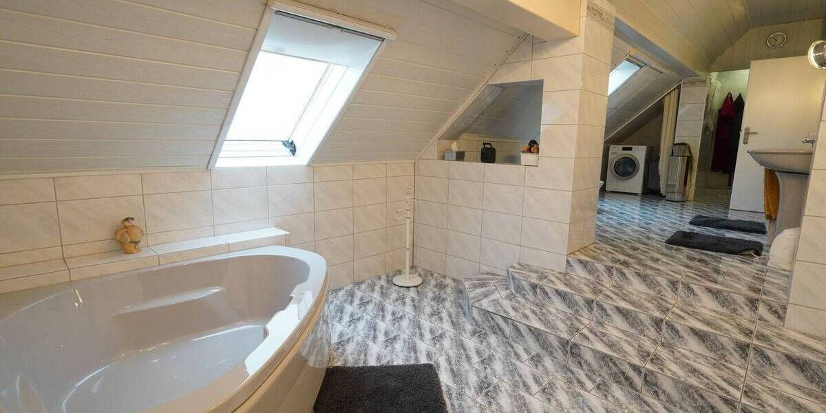 Mehrfamilienhaus, Wohnhaus Friedberg Dorheim - 9 Zimmer, 328 m&sup2;, 799.000&euro; | Angebot:26869001