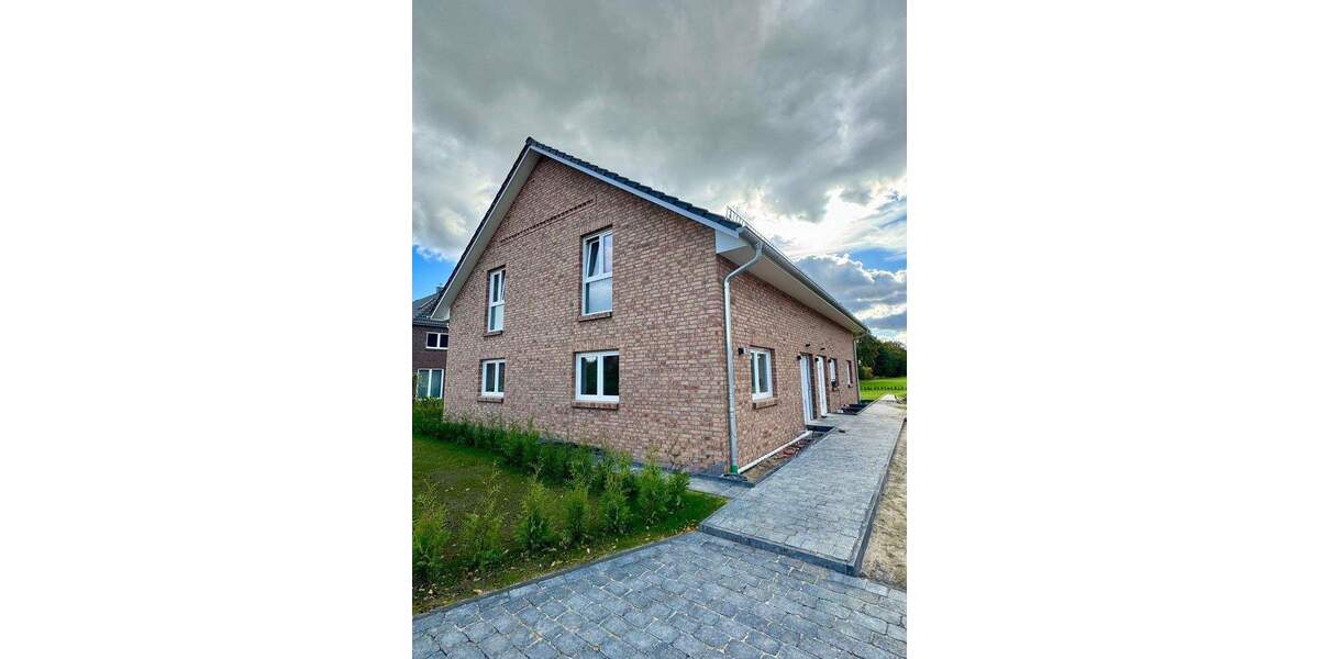 Traumhafte Haushälfte an der Elbe von Privat* Neubau* 4 zimmer