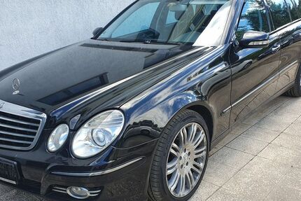 Mercedes-Benz E 320 244.130 km 6.750 &euro; Zimmern-Stetten 78658