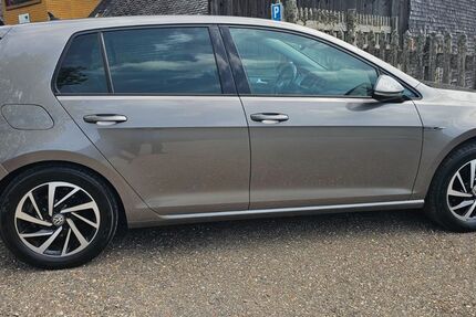 VW Golf 137.350 km 13.100 &euro; Münstertal 79244