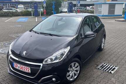 Peugeot 208 78.600 km 7.400 &euro; Göppingen 73037