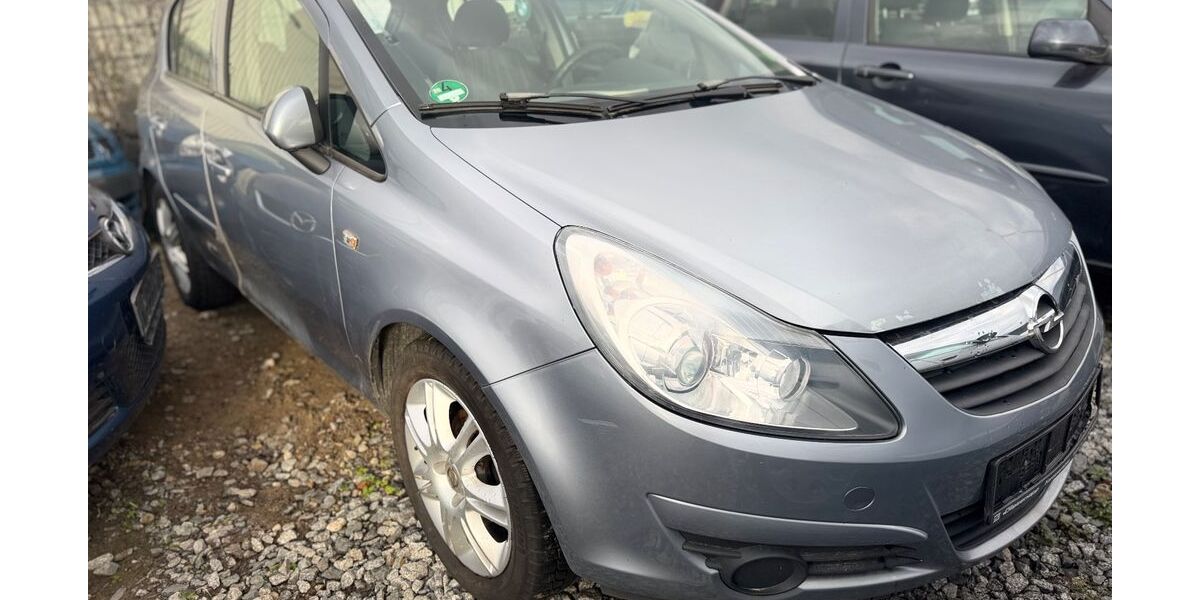 Opel Corsa 154.680 km 1.599 &euro; Wildau 15745