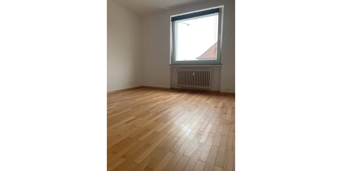 Etagenwohnung Nordstemmen Mahlerten - 4 Zimmer, 130 m&sup2;, 1.150&euro; | Angebot:26695267