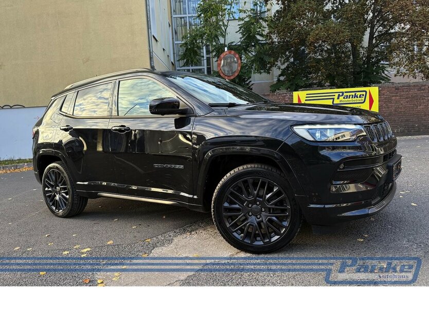 Jeep Compass S Plug-In Hybrid 4WD*Pano*Alpine*360°*CP 99.198 km 19.900 € Berlin 13187
