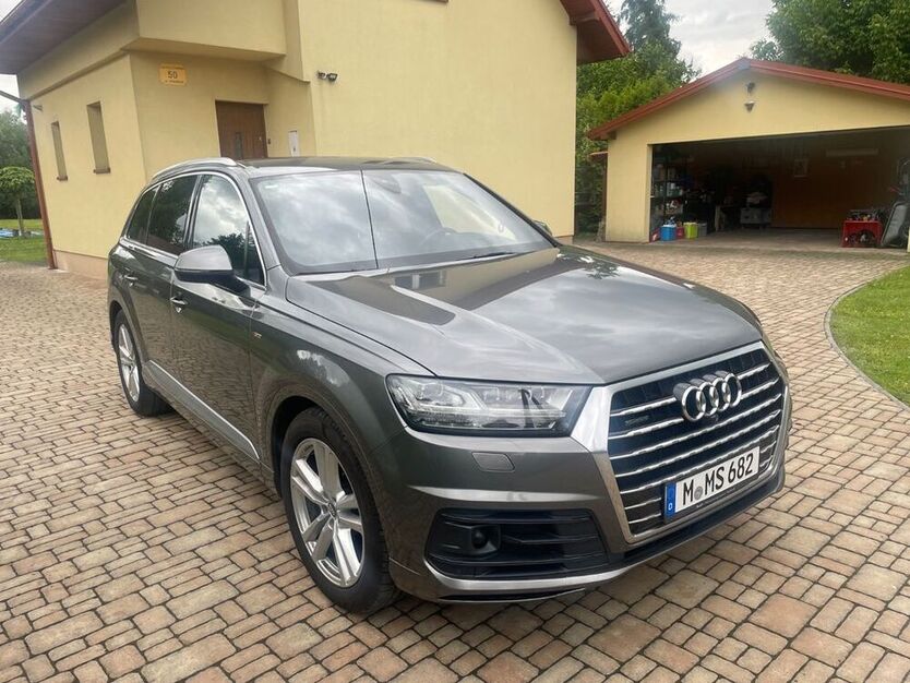 Q7
