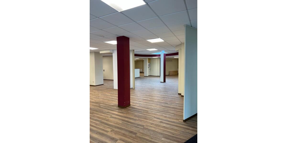 Gewerbeobjekt Esens - 1.920&euro; | Angebot:26226305
