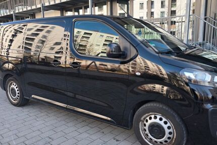 Opel Vivaro 116.000 km 18.000 &euro; NEURIED 82061