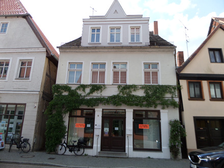 Haus zum Kaufen in Havelberg 120.000 € 225 m²