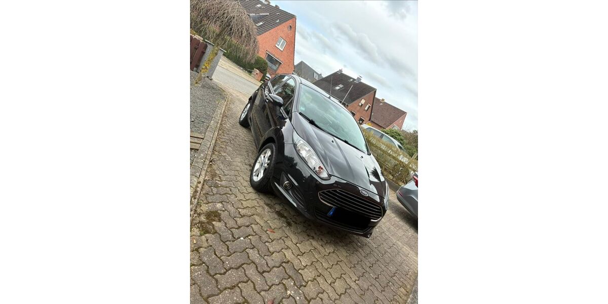 Ford Fiesta 87.150 km 6.700 &euro; Westerrönfeld 24784