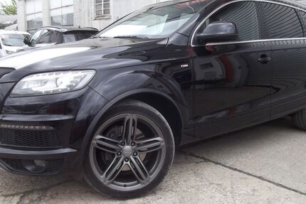 Audi Q7 137.000 km 19.980 &euro; Berlin 12277