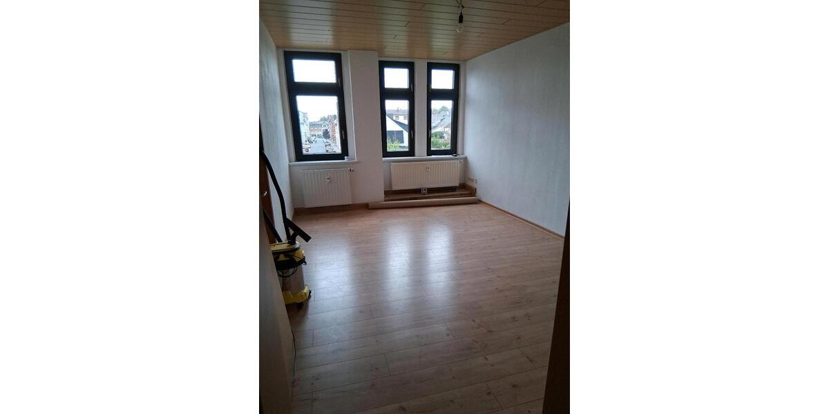 Etagenwohnung Falkenstein/Vogtland Vogtland - 2 Zimmer, 46 m&sup2;, 200&euro; | Angebot:25406010