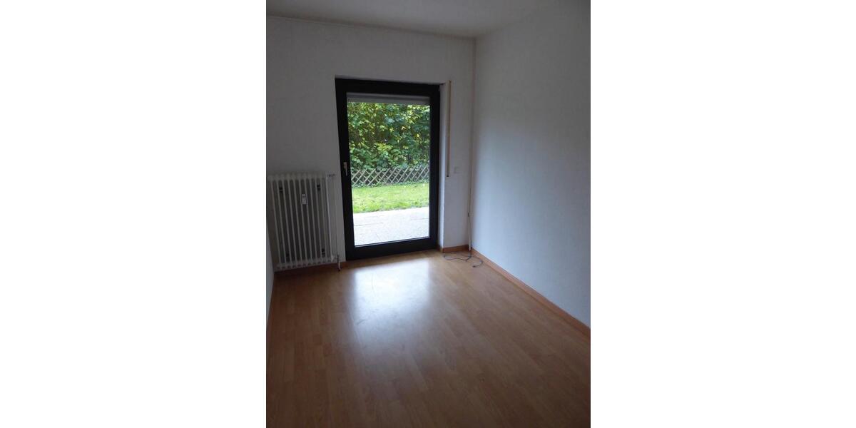 Haus im Haus - tolle 4-Zimmer Wohnung inkl. EBK, Garten, uvm. zimmer