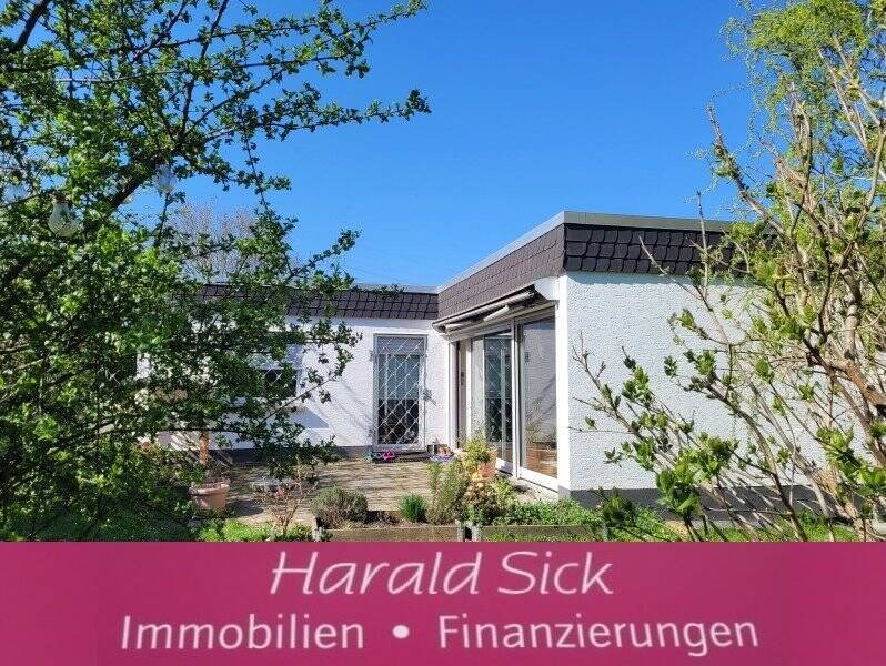 RESERVIERT! WOHNEN AUF EINER EBENE, BUNGALOW IN RUHIGER ORTSRANDLAGE!