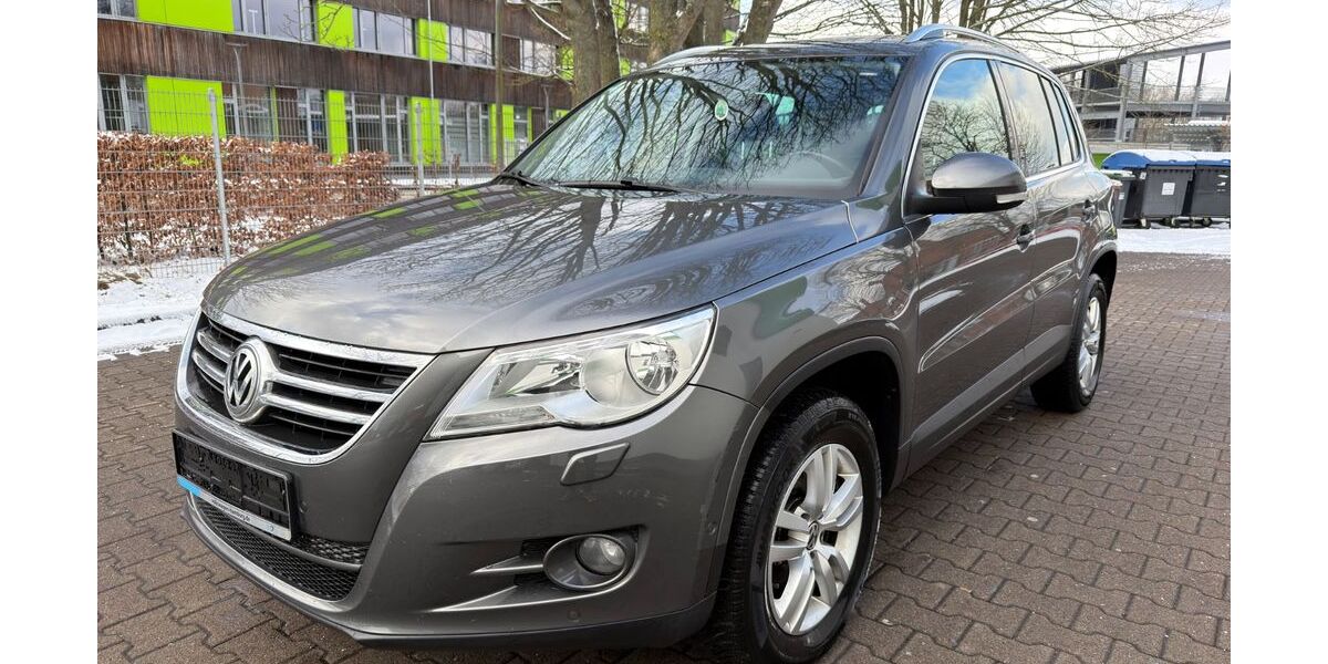 VW Tiguan 238.000 km 6.999 &euro; Lübeck 23560