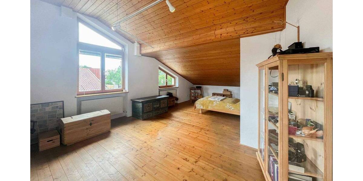 Einfamilienhaus Burghausen - 9 Zimmer, 780.000&euro; | Angebot:26188987