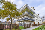 Wohnen in hochwertigem Ambiente mit internationalem Flair. Möblierte 2 Zimmer-Dachterrassen-Wohnung - Einfamilienhaus Düsseldorf Heerdt | Angebot:26645368