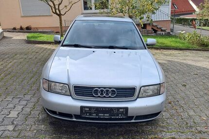 Audi A4 150.000 km 1.300 &euro; Bad Königshofen 97631