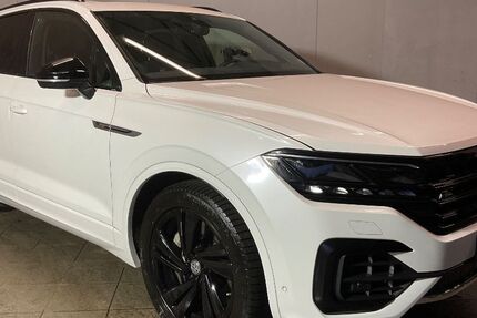 VW Touareg 137.343 km 39.999 &euro; Hamburg 21107
