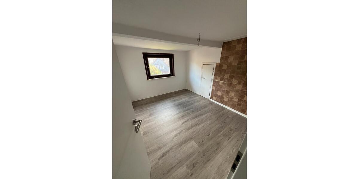 Einfamilienhaus Bad Lauterberg im Harz - 9 Zimmer, 160 m&sup2;, 134.999&euro; | Angebot:25894955