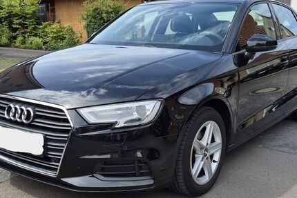 Audi A3 53.000 km 17.600 &euro; Gütersloh 33330