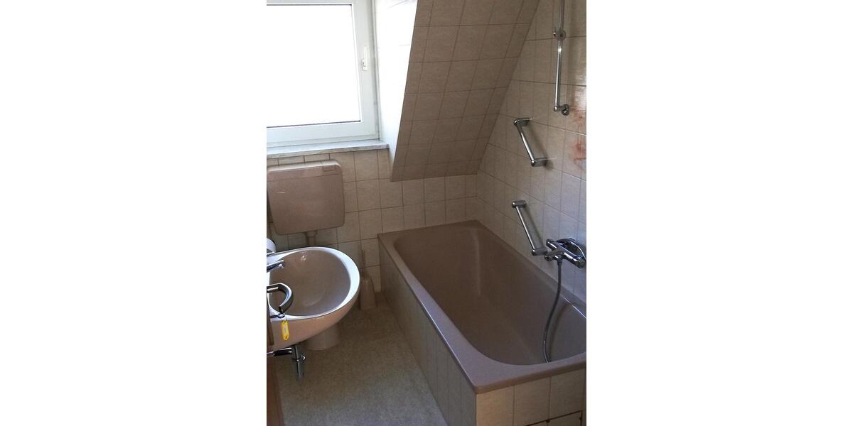 Einfamilienhaus Holzminden - 6 Zimmer, 173 m&sup2;, 245.000&euro; | Angebot:27122521