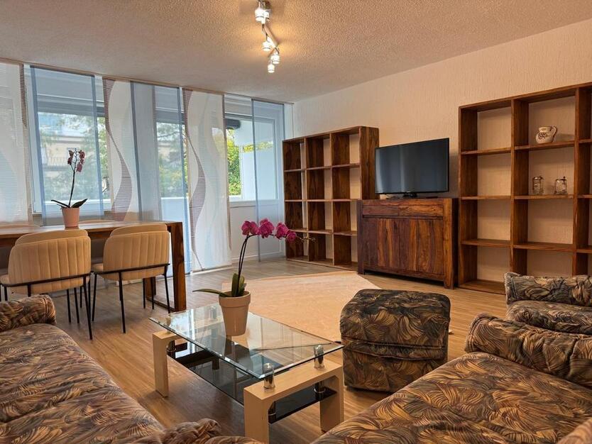 Moderne und helle 3-Zimmer Wohnung möbliert & renoviert S-bahn fußläufig zimmer