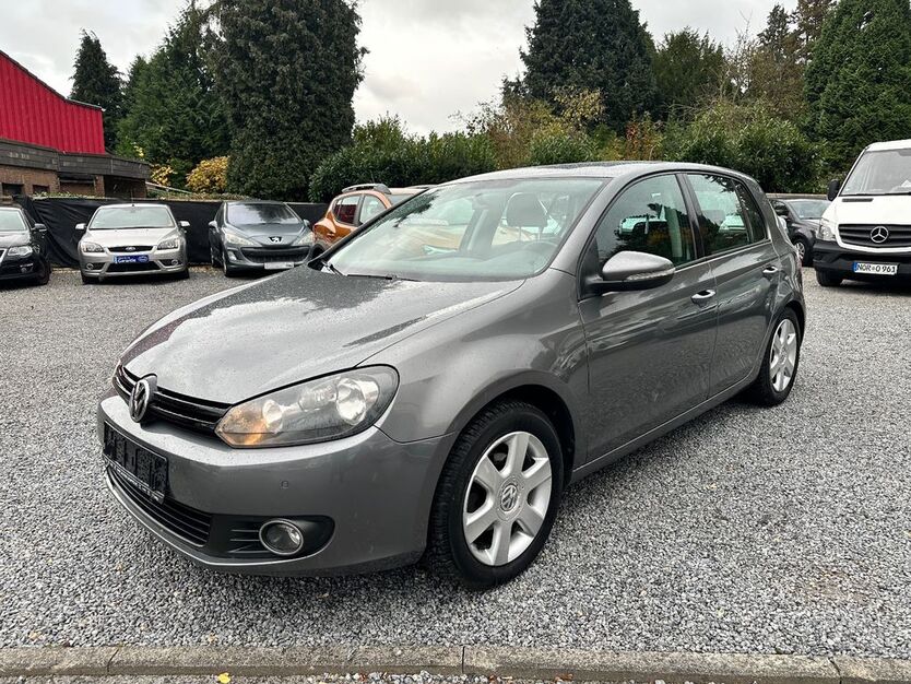 VW Golf 185.000 km 4.999 € Aachen 52080