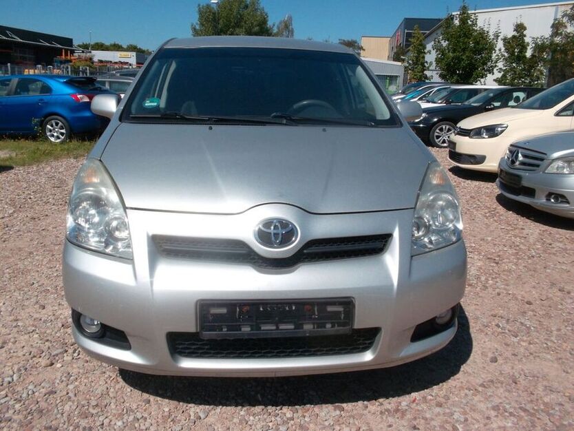 Corolla Verso