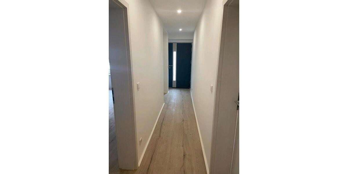 Erdgeschoßwohnung Neuhaus an der Pegnitz - 2.5 Zimmer, 85 m&sup2;, 750&euro; | Angebot:26170780