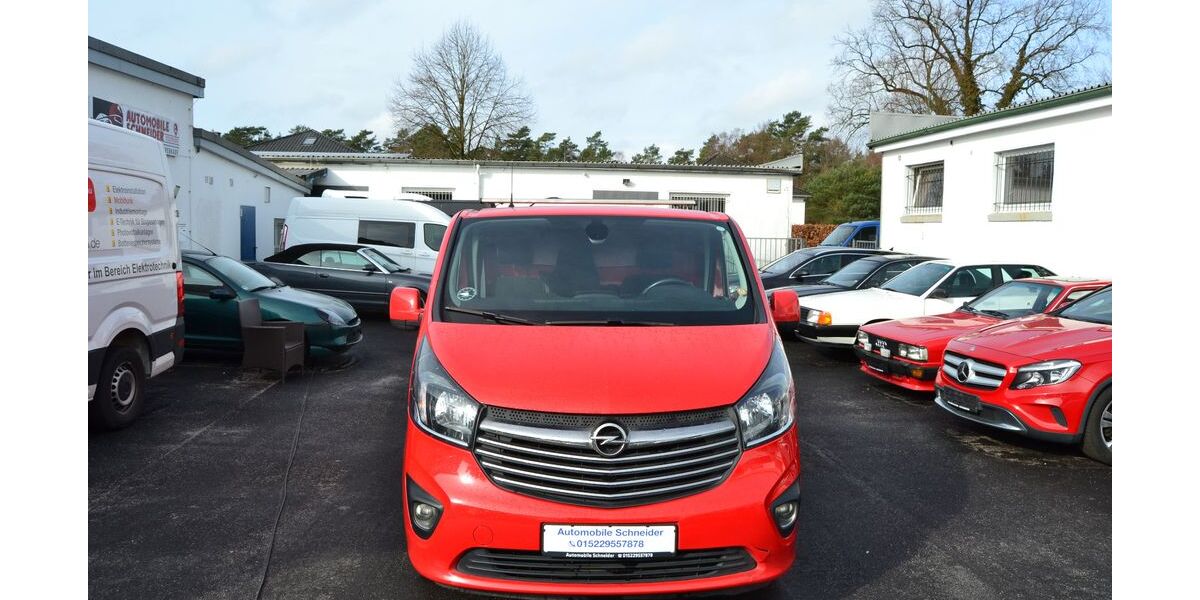 Opel Vivaro 198.000 km 9.400 &euro; Munster 29633