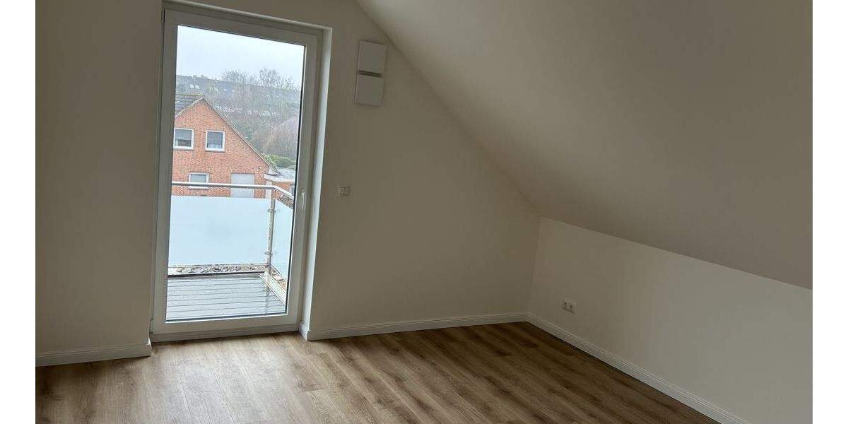 Etagenwohnung Heide - 3 Zimmer, 90 m&sup2;, 299.500&euro; | Angebot:25697267