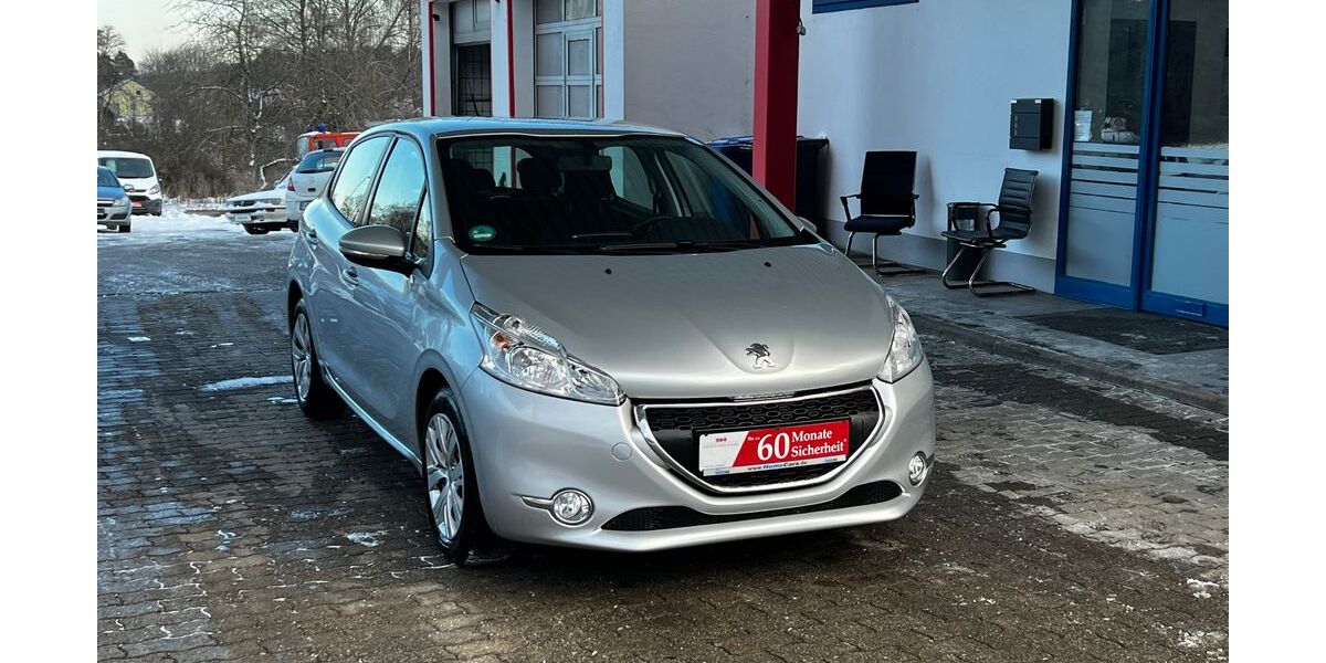 Peugeot 208 140.000 km 4.850 &euro; Oberndorf am Neckar 78727